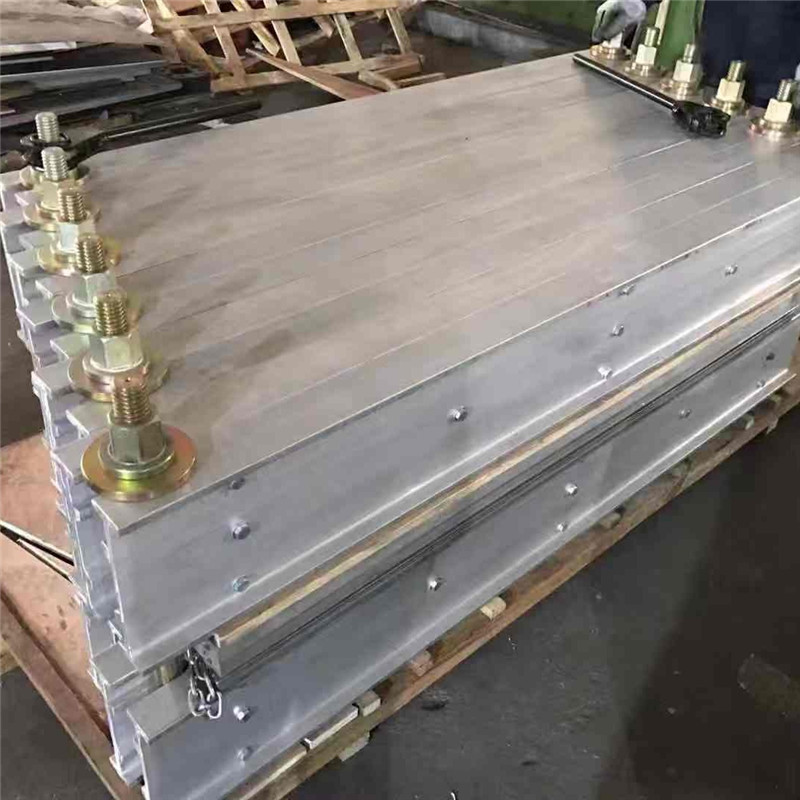 星空官方网页版智能一批硫化机发往山西吕梁